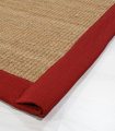 Alfombra de coco para instalar en escalera. Cenefa Tela MF preparada para colocar con barrotes.